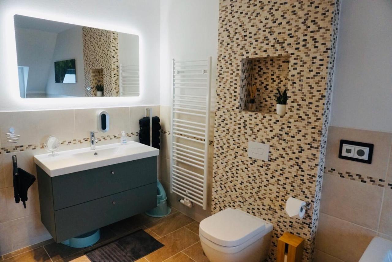 Fewo26 Im Sagenharz - Stilvolles Family-Apartment, 2 Sz, Klimaanlage, Wlan, Netflix & Free Parking ثال المظهر الخارجي الصورة